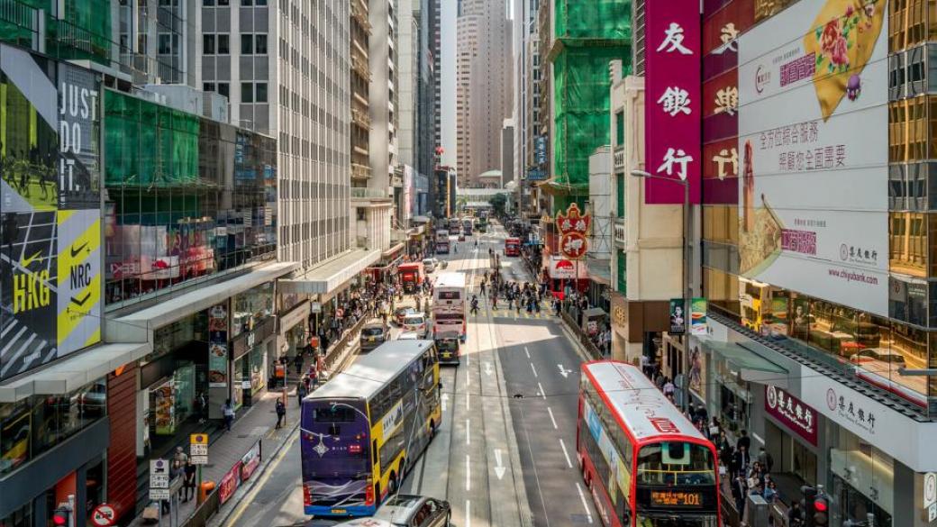Най-богатият човек в Хонконг дарява $128 млн.  на местния бизнес