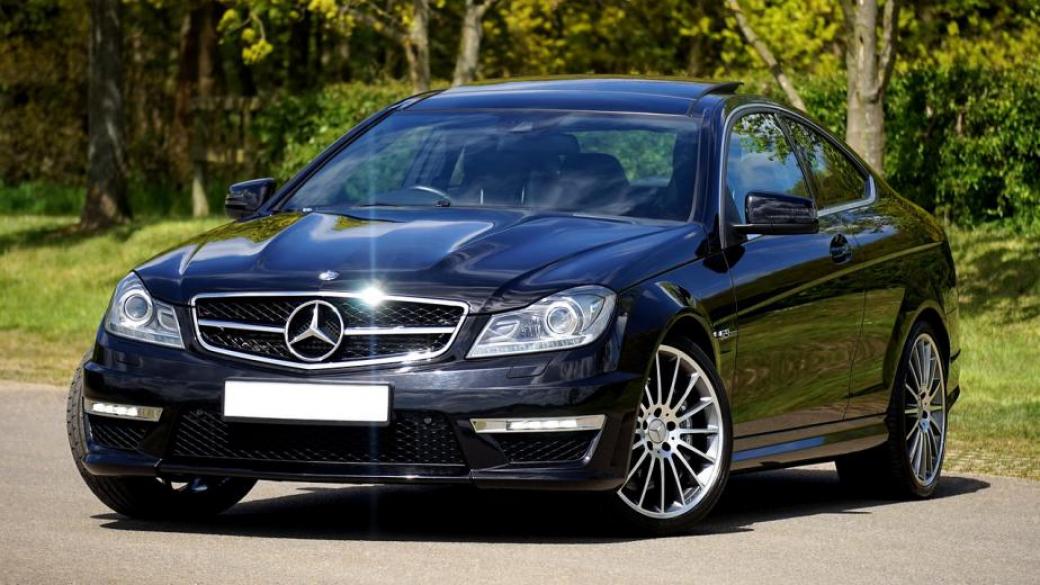Mercedes дава по €3 000 за модернизиране на стари дизели в Германия