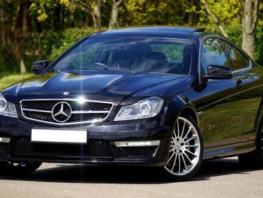 Mercedes дава по €3 000 за модернизиране на стари дизели в Германия