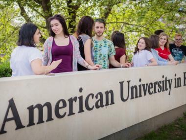 Завършили Американския университет искат да наберат $5 млн. за бъдещи студенти