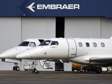 Embraer пуска в отпуск 15 000 работници