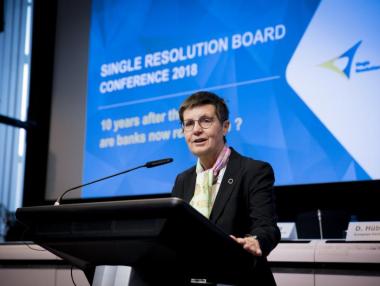 България може да влезе в „чакалнята“ на еврозоната до юни 2020 г.