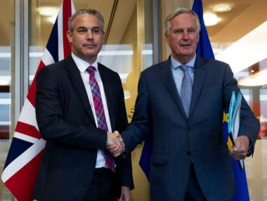 Паундът премина $1.25 след позитивни новини за Brexit в Брюксел