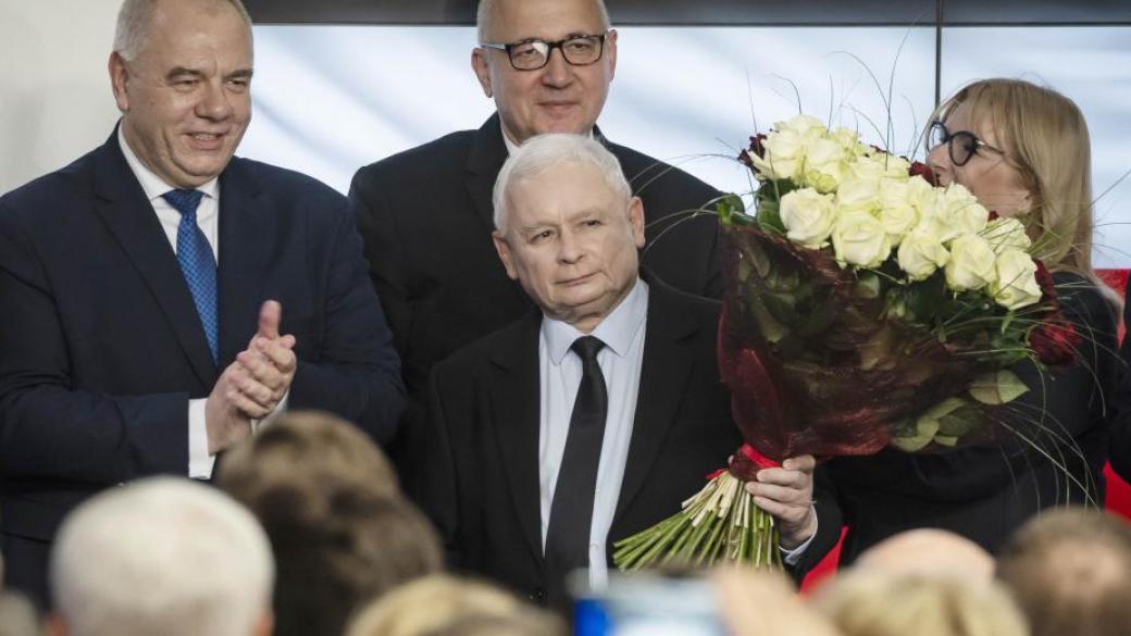Управляващите в Полша отново печелят изборите