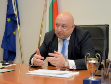 Правителството поиска оставката на Борислав Михайлов