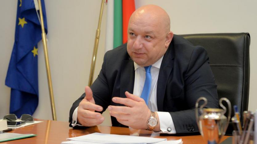 Правителството поиска оставката на Борислав Михайлов