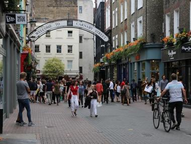 Заетостта във Великобритания с най-голям спад от 4 г.