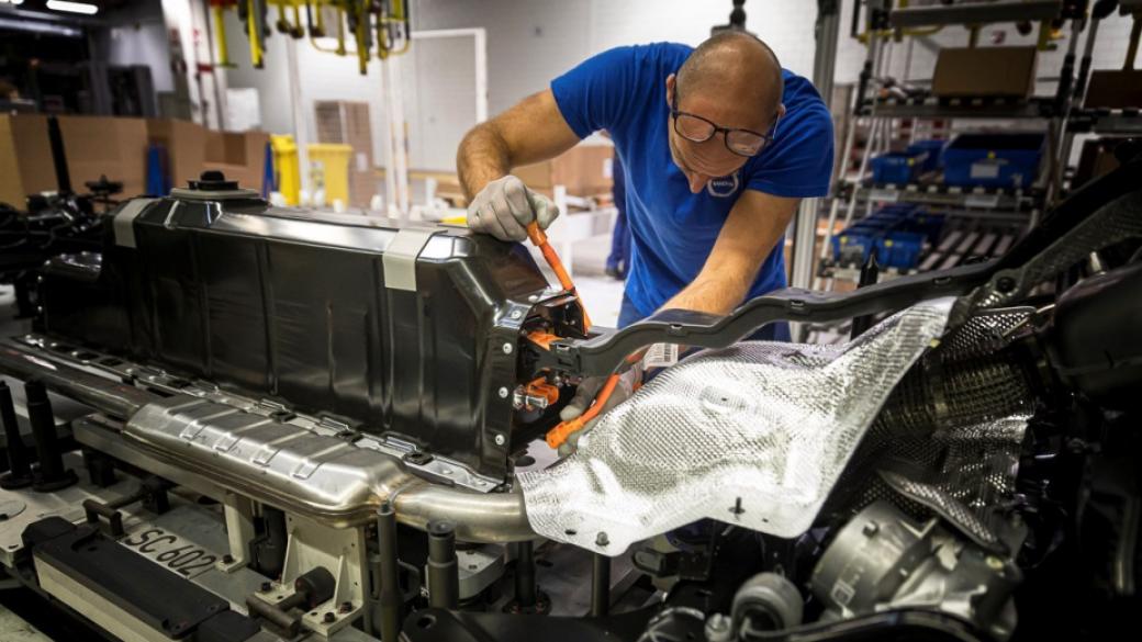 Volvo обяви една от най-амбициозните стратегии за въглеродните емисии