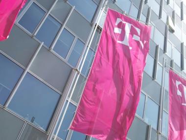 Сделката на T-Mobile и Sprint получи одобрение от регулатора в САЩ
