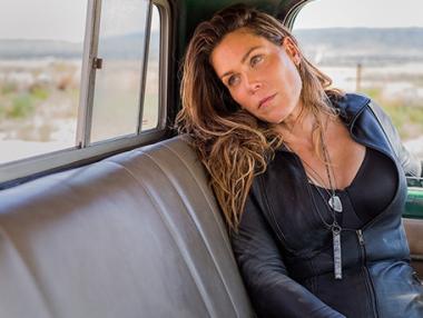 War In My Mind: Най-откровеният албум на Бет Харт