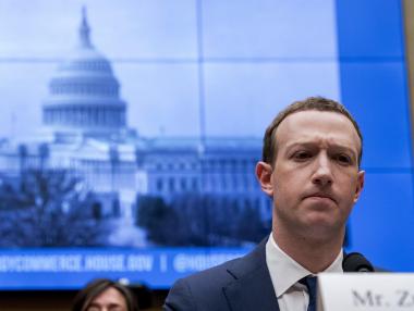 Антитръстовите главоболия на Facebook се засилват