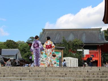 Киото ще глобява туристи, които тормозят гейшите