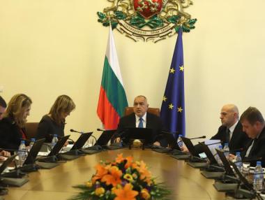 Правителството пак не иска парите в „Сребърния фонд“ да носят доходност