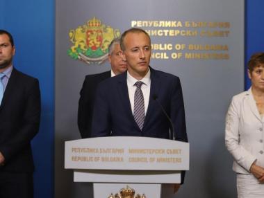 МОН ще плаща повече за обучение на деца от уязвими групи