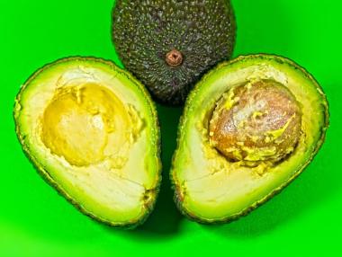 Защо авокадото е толкова скъпо