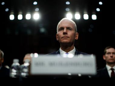 Директорът на Boeing няма да вземе бонуси за 2019 г.