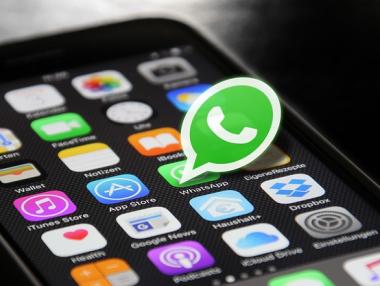 WhatsApp позволява да избираме кой може да ни добавя към групи