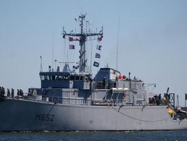 България ще купи от Холандия два минни ловеца за 2 млн. лв.