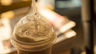 Ирландия ще въведе „данък лате“ до 2021 г.