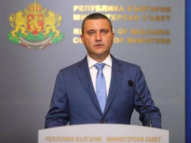 Горанов потвърди за коледни добавки за пенсионерите