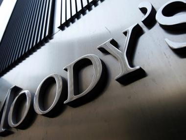 Moody's понижи перспективата пред кредитния рейтинг на Великобритания