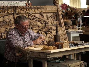 Все повече пенсионери в ЕС продължават да работят