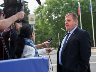 Каракачанов удължи срока за оферти за нов патрулен кораб