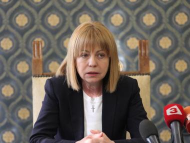 Фандъкова иска да затвори „вратичките“ на строителите в София
