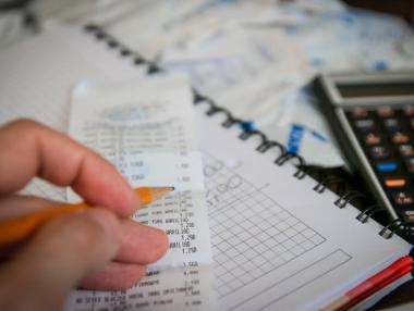 Правителството задължава банки и счетоводители да докладват за данъчни измами чрез офшорки