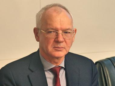 Васил Велев: Решението за болничните ще вдигне БВП с 1 млрд. лв.