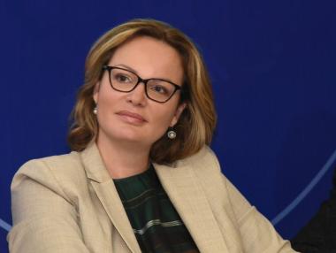 УниКредит очаква още обединения на банки в България