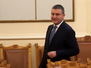 Горанов за болничните: В 2/3 от Европа практиката е такава