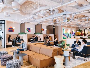 WeWork планира да уволни поне 4000 души