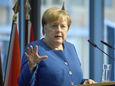 Хърватия „атакува“ Меркел с оферта за завода на Volkswagen