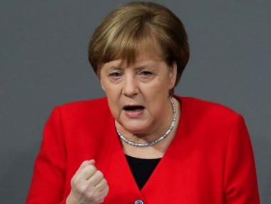 Меркел подава ръка на Huawei за 5G в Германия