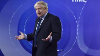 Джонсън подготвя „ранен коледен подарък“