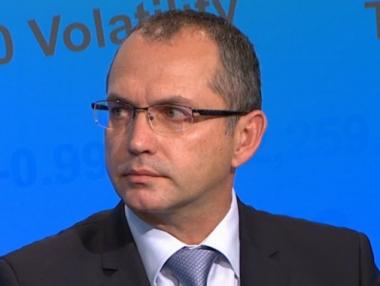 Българска компания за детски обувки излиза на борсата