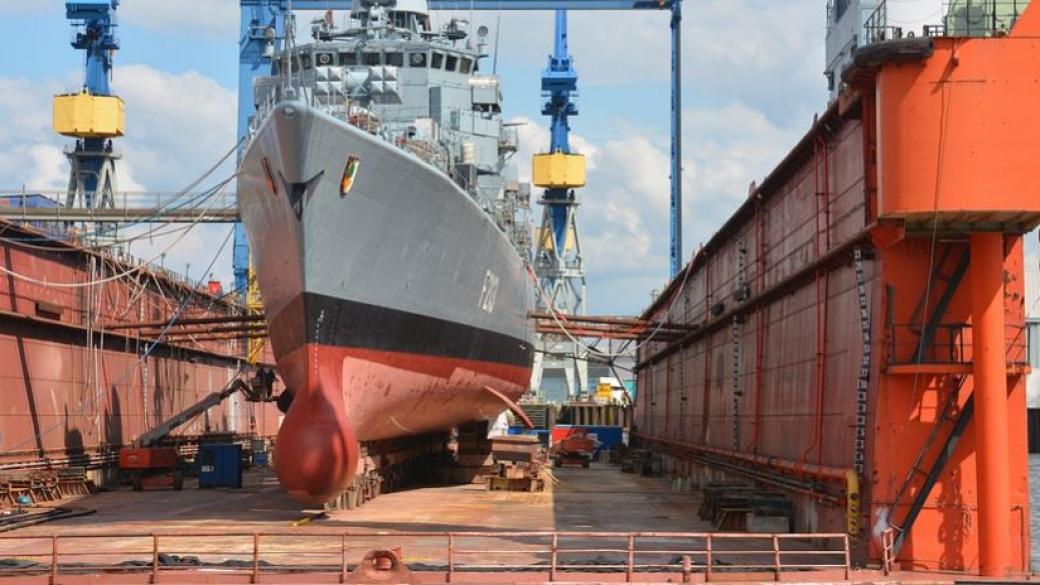 Китай се похвали с най-голямата в света корабостроителна група