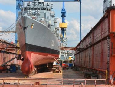 Китай се похвали с най-голямата в света корабостроителна група