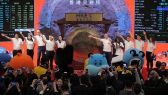 Alibaba направи най-големия борсов дебют на годината в Хонконг