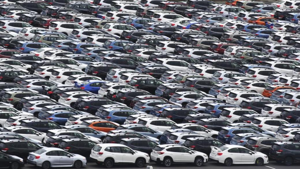 Fitch прогнозира нов спад в продажбите на автомобили