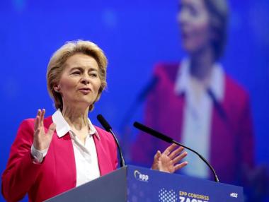 Европарламентът ще гласува днес новата Комисия