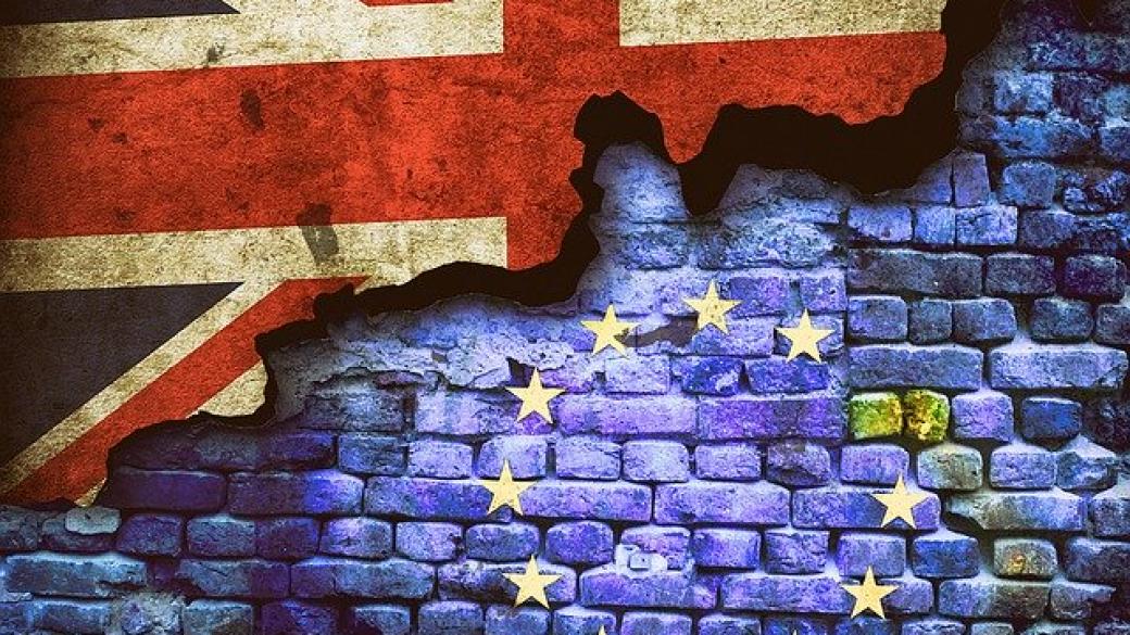 Европейците бягат от Великобритания с темп, невиждан от 10 години