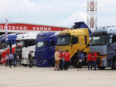 Камионите масово минават от дизел на природен газ