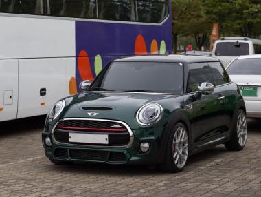 BMW започва да произвежда електромобили в Китай