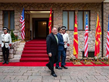 САЩ дадоха зелена светлина за присъединяването на Скопие към НАТО