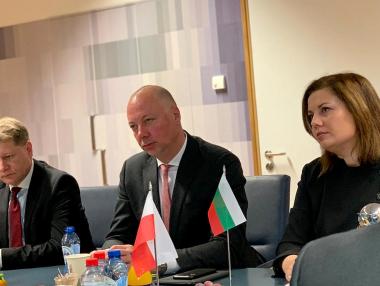 Росен Желязков: Пакетът „Макрон“ ще увеличи с 3% вредните емисии от камионите