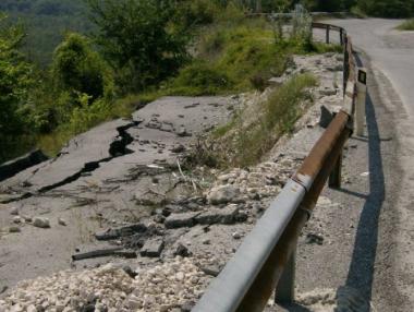 МРРБ укрепва свлачища в четири области с над 8 млн. лв.