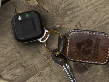 Банка тества ключодържател с пръстов отпечатък за разплащания