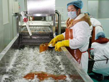 Външната търговия на Китай се подобрява въпреки търговската война